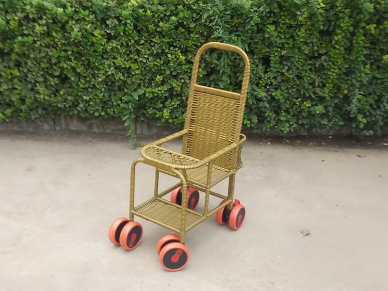 簡(jiǎn)易藤編兒童車(chē)用管